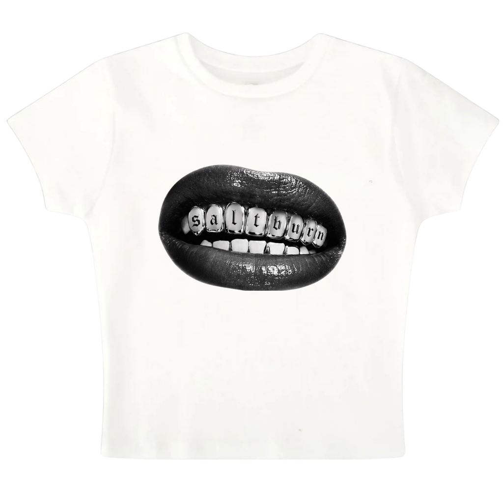Saltburn Essential - Baby Tee